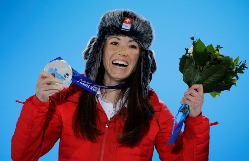 In Sotschi 2014 gewinnt Selina Gasparin die erste Schweizer Olympiamedaille im Biathlon.